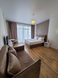 Luxury Suites White Sails