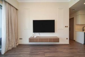 PVH - 2BR with Burj Khalifa View - Burj Royale