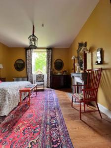 Maisons de vacances Les chambres d-Hotes du Chateau de Vaulx : photos des chambres