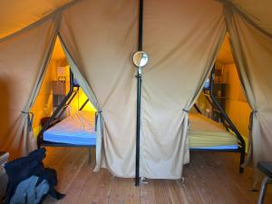 Domaine de lAtrée - Tente Maasaï Poyaudine