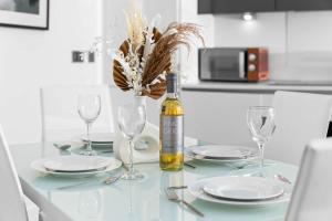 Stylish Apartment - City Centre - Jewellery Quarter - Smart TV - WIFI 75R