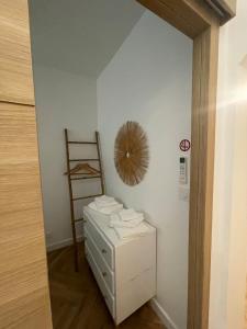 Recently renovated apartment in quiet area in heart of Old Nice