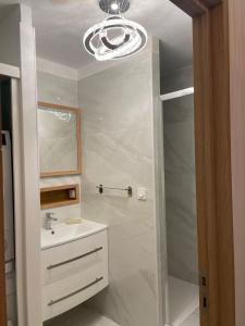 Recently renovated apartment in quiet area in heart of Old Nice