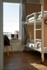 Auberge Saintlo Montréal Hostel