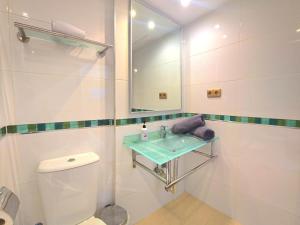 Studio Pepitas with sea and pool views Steps from Puerta Marina and the beaches By NAMASTE ELITE