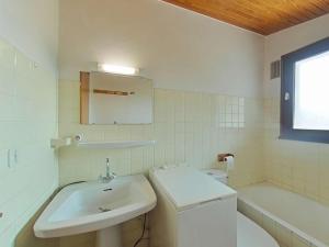 Appartements Charmant appart 3 pieces avec mezzanine et ascenseur, 6 pers, centre village, proche commerces, navettes - FR-1-241-138 : photos des chambres