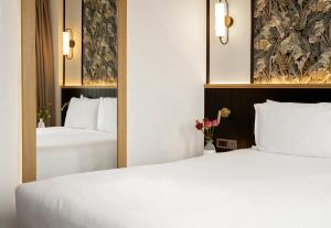 Classic Superior room in H10 London Waterloo