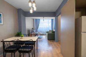 Cozy and Modern 3BR with Private Patio in Beşiktaş