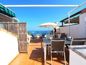 Stunning views and well presented 2 bed in Punta Lara PC11