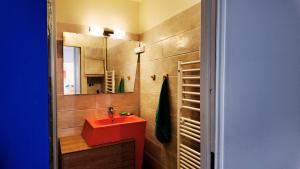 Appartements Le Grand Bleu : photos des chambres