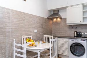 Lost Lobster Guest House