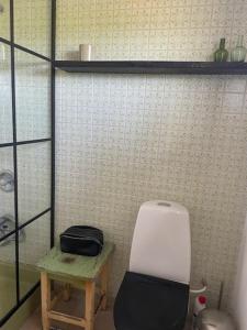 Simplicity In Retro Home On Samsø