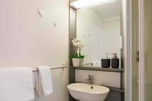 Student Only Gold Ensuite Mid Level at Chapter Islington