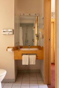 Hotels Le Castillan : photos des chambres