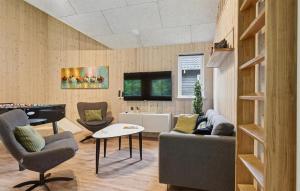 Amazing Home In Glesborg With Sauna