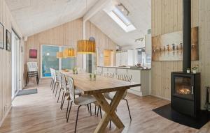 Amazing Home In Glesborg With Sauna