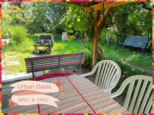 Urban Oasis Basel - Modern, Green and Colorful Apartment with Terrace & Garden