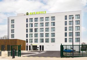 Hotels B&B HOTEL Cergy Saint-Christophe Gare : photos des chambres