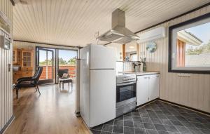 3 Bedroom Gorgeous Home In Hvide Sande