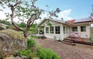 3 Bedroom Lovely Home In Ugglarp