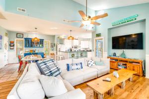 Hot Tub and Bay Views Outer Banks Home