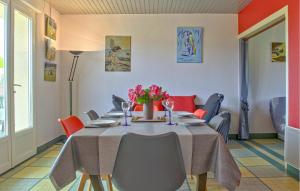 Holiday Home In Montsernelle
