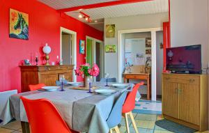 Holiday Home In Montsernelle