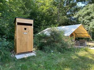 Domaine de lAtrée - Tente Maasaï Poyaudine