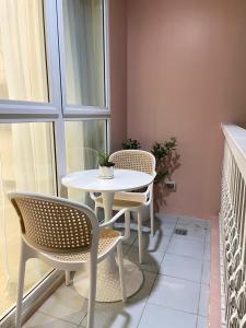 Chic and modern studio