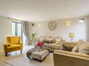 2 bed in Buckden 82602