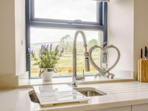 2 bed in Buckden 82602