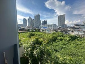 Brand new Condo near ICON SIAM