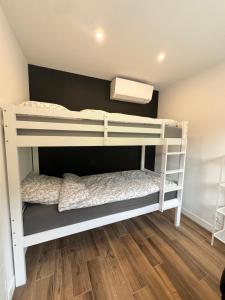 Appartements Domaine Baccia Donna Proche Nice, Climatisation, jacuzzi, petanque & parking gratuit : photos des chambres