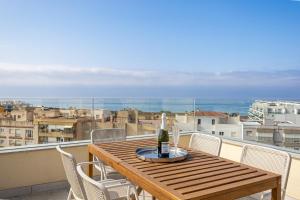 Marinsa Beach,3 bed penthouse