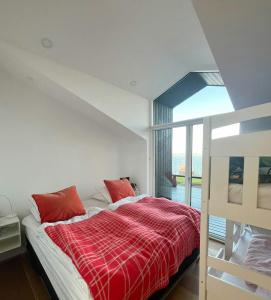 Architect-Designed House With Private Beach