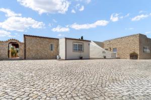 Casa Brava 6 Bedroom Villa with Pool