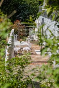 Cozy Forest Cottage Near Klingen Trail