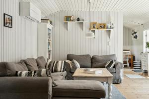 Outdoor Life And Homely Time Near Gedsers Coast