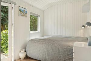 Outdoor Life And Homely Time Near Gedsers Coast