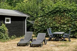 Outdoor Life And Homely Time Near Gedsers Coast