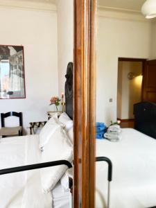 Vintage 30s Prati appartment