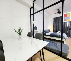 ICity ISoho Studio Entire House