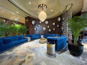 Dubai Paramount 1BR APT Burj Khalifa view