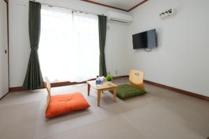 大人気エリア新宿まで電車4分 Jr東中野駅徒歩6分 大久保駅徒歩10分 最大5名様 お荷物預可