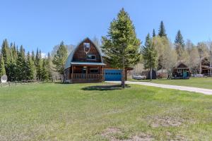 Blue Spruce Cabin - 4hvězdičkové hotely ve městě West Yellowstone