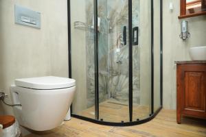 Boutique Stone House Studios With Breakfast