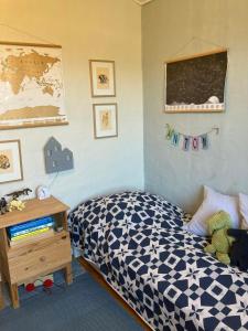 Island Weekend Home With Pastels And View