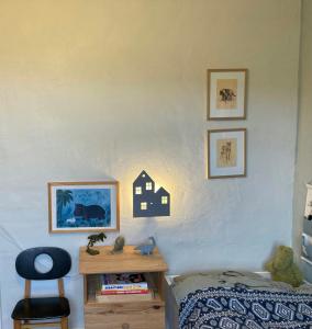 Island Weekend Home With Pastels And View