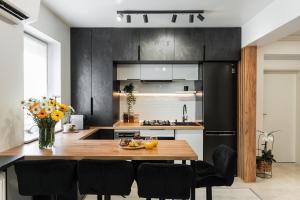 Skylark - Melbourne Penthouse with Jacuzzi & View