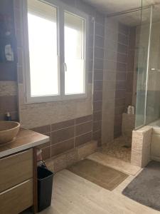 Villas Maison pour 6 personnes avec jardin et piscine : photos des chambres